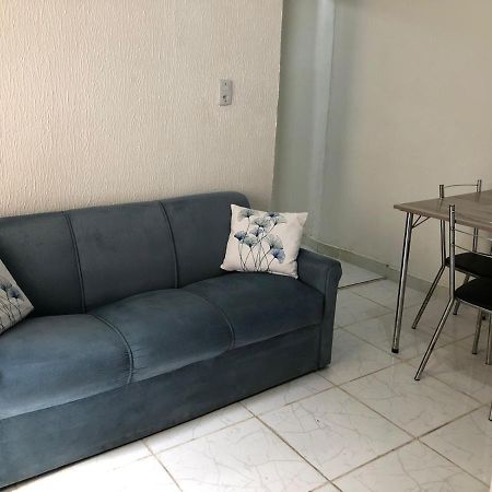 Casa De Hospedes Manaus - Dormitorios Com Cozinha Extérieur photo