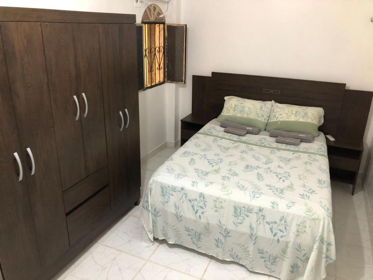 Casa De Hospedes Manaus - Dormitorios Com Cozinha Extérieur photo