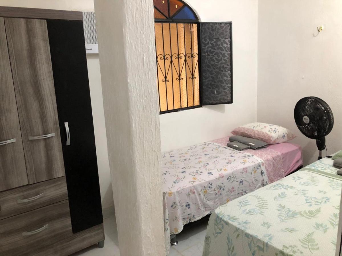 Casa De Hospedes Manaus - Dormitorios Com Cozinha Extérieur photo